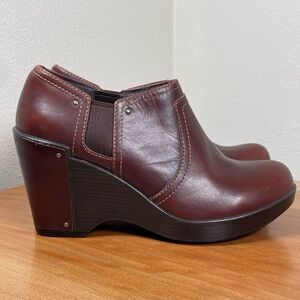 DANSKO Florence Chelsea Leather Wedge Ankle Bootie Size 38/7.5-8  Brown